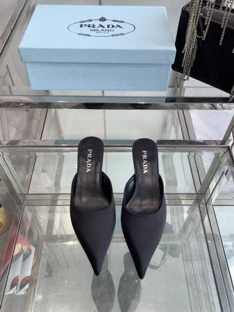 PRADA普拉达 2025ss新品T台秀场穆勒鞋 真丝尖头系列 顶级版本 prada25“T台秀款”,主推热卖款式，真丝材质搭配TPU穆勒系列春夏单鞋凉鞋系列 - 点击图像关闭