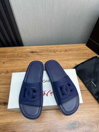 Dolce & gabbana DG 官网同步新款拖鞋时尚爆款1:1独家开模独有的品牌风格logo鞋面原厂私模大底58-44 45订做不退换 - 点击图像关闭