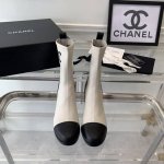 Chanel新款袜子短靴 高版本出货 上脚特别舒适瘦腿 女神必备单品 牛皮+飞织羊毛线鞋面 牛皮内里 意大利进口真皮大底 Size:35-40