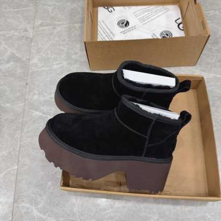 UGG｜厚底迷你人鱼靴 鞋底厚底：约6.99 CM 尺码：35 一40 - 点击图像关闭