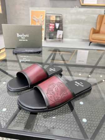 B 顶级代购 布 炸街男神新品拖鞋专柜同步，鞋面意大利进口擦色牛皮面料，高品质拼接色彩工艺，鞋底：原厂特供原版底，独家活动成型底超级舒适，原厂跟单货，高品质，可 - 点击图像关闭