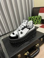 Dolce&GabbanaDG高端男士运动休闲鞋。顶级专柜原单货。 原版进口牛皮 多种材质拼接设计进口牛皮内里 牛皮垫脚原版TPR弹力大底。 Size：35-