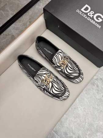 品牌：D&G 颜色：原版配色 码数：39-44定做38.45.46 材质：杜嘉班纳Dolce & Gabbana 新款小牛皮莫卡辛鞋 Bernini 系列莫卡 - 点击图像关闭