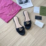 橙子出厂价p gucci 古驰 夏季新款 水钻双G扣平底拖鞋 一字拖 休闲凉拖 码数 35-41