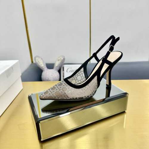 工厂价 Dior 迪奥 2025春夏走秀新款Bling...Bling...水晶鞋 Capture一字带高跟穆勒女鞋 明星同款水钻方头藤格纹图案猫跟拖鞋 市面顶
