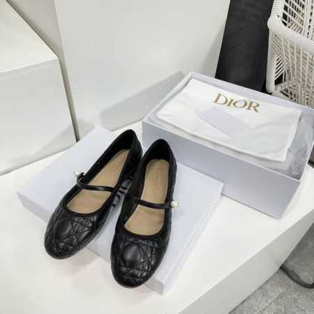 高品质出厂 ！顶级品质！Dior迪奥2025春夏主场秀款new arrival套包单鞋 - 点击图像关闭