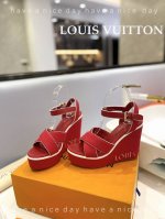 出厂 Loui& Vuitto&路易威登 法国代购新款驴牌 春夏首选 Lv路易威登年最新爆款Harbour楔形凉鞋出货啦 此款Harbour楔形水台凉鞋其交叉的