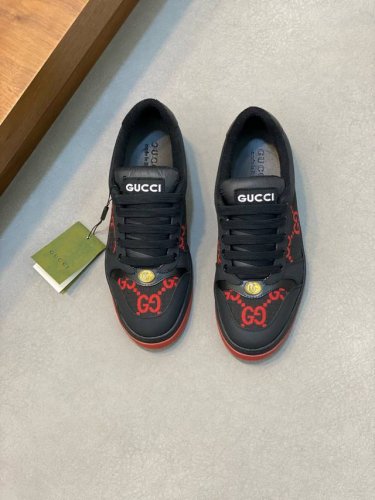 g 顶级代购古 炸街情侣款潮鞋专柜同步发售原厂配置，意大利进口进口牛皮搭配布面料，高品质拼接复杂工艺，柔软舒适毛巾内里鞋底：原厂特供原版底超级舒适，原厂跟单货
