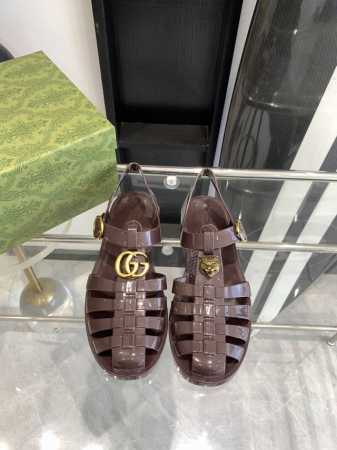 情侣款Gucci 25ss 春夏最新款 双G果冻凉鞋 专柜购买原版 正品一比一开发 所有细节 材料 全部跟你在专柜买到的都一样 欢迎细节对比 码数:36 44 - 点击图像关闭