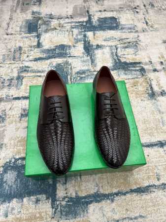 bottega Veneta～ 码数：38-45 Bv官网同步新品高端系列休闲皮鞋，采用进口小牛皮设计，搭配手工编织细节，原版奢华真皮大底，纯手工艺，制作顶级高 - 点击图像关闭