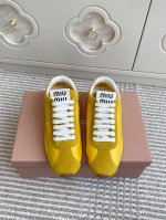 超轻超软 代购级Miumiu缪缪 超软德训鞋经典火爆款运动鞋 暴走不累 好看又时尚 顶级品质 今年的Miu开了挂啦 每个都特别好看！小白鞋今年主推款 简约高级