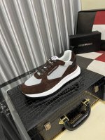 出厂价Pp： 阿玛尼Armani* 最新爆款休闲鞋，顶端品牌 奢侈～代购，顶级～质量。 鞋面選用进口透气牛皮搭配材质透气羊皮垫脚 精细做工。原版个性时尚柔软橡膠