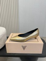 vanda Novak 小众独家 耗时3个月研发 鞋跟独特设计酒杯 重磅系列 众多联手意大利品牌 推出高级感满分的鞋款系列 火遍Ins神仙绝美神靴，海外博主疯狂