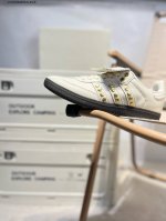 原 降价 阿迪达斯三叶草Adidas Originals Samba Vegan Og”Spd“桑巴舞系列绅士德训足球风百搭低帮休闲运动板鞋 小扣子 货号 Ig