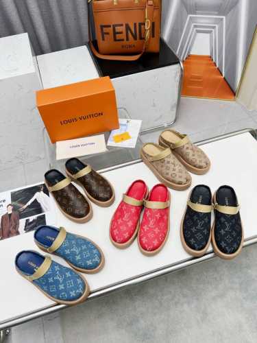 工厂价 louis vuitton 路易威登 lv 新款专柜同步发售，鞋面意大利进口专属面料，全进口羊皮内里，完全1比1复刻，鞋底：特供原版底，独家活动成型超级