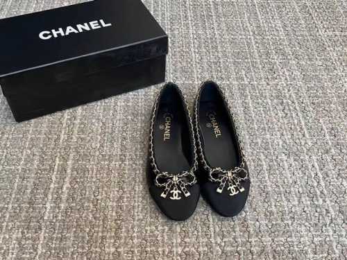 橙子出厂价 Chanel 香奈儿春夏新款 蝴蝶结链条拼色芭蕾舞鞋 圆头浅口平底单鞋 码数：34-41