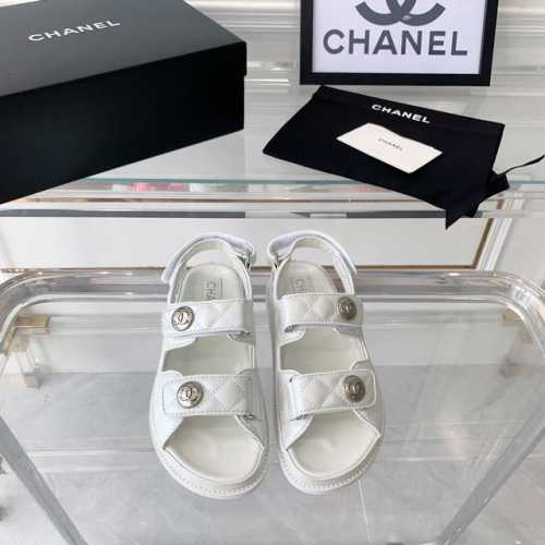 Chanel新款沙滩鞋 顶级版本 超级推荐款 上脚依然让我心甘情愿剁手入 原版环保羊皮里 全层奢侈真皮大底 Size：35-40