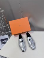 Hermes 爱马仕经典热卖代购级乐福鞋 穆勒单鞋 海外代购买手货源，纯原定制 韩国客过毒验收 1一级定制胎牛皮面料，马克缝线 纯手工滚边 2混种羊皮内里 垫脚