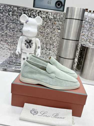 LP诺悠翩雅顶级公司货 Loro Piana 男女鞋 LP经典乐福鞋，舒适休闲的软皮平地鞋，采用柔软的无衬里绒面牛皮革制作，浅色橡胶鞋底，是Loro Pian