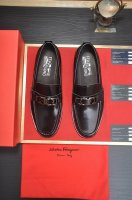 Ferragamo 菲拉格幕 高端牛里 新款 Ferragamo* 顶级版本 菲拉格幕经典正装皮鞋！选用进口原版牛皮，内里头层舒适牛皮内里！原版耐磨橡胶大底！高