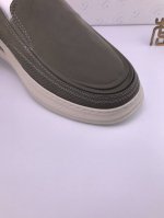 prad* 打孔冰丝布面 进口冰丝 丝滑透气 柔韧性强 舒适耐穿 挺阔且不易变形 超轻发泡底 超轻超软 刀割工艺 脚感极佳，环保车线加固 真材实料 品质三包 3