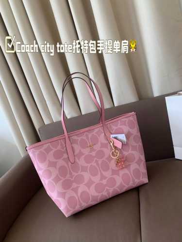 柔雾粉 Coach & City Tote经典托特包手提单肩 Coach新款 托特包 奥莱款 Coach新款 可手拎 单肩百搭气质 Size：32*27 Log