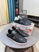 出厂价p Dolce＆Gabbana Dg 原版进口头层牛皮羊皮内里，上脚轻便、舒适 、百搭、原版特供大底深受潮流男士的青睐欢迎对比品质精致奢华，超A级别！版型