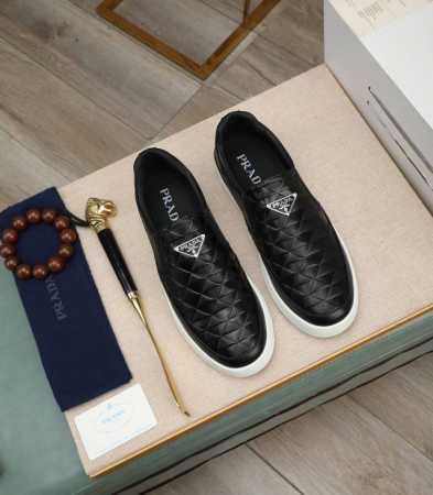 出 厂 价 商品商标 Prada 普拉达 原版休闲鞋 正码码数 38-44 可订做45 商品材料：鞋面原版进口牛皮，牛皮内里，原版大底。 - 点击图像关闭