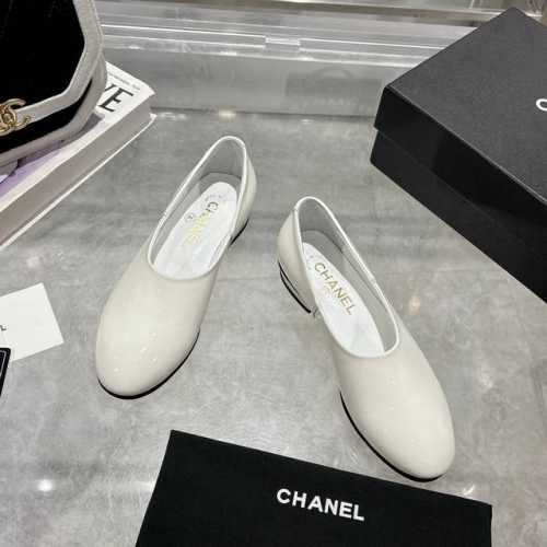 25C早春新款 chanel香奈儿 乐福鞋 ；面料：漆皮：颜色黑色；白色；酒红，码数：5-40； 定做41定做不退换 ，橡胶底： 真皮底；