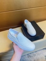 原单品质独家首发 Boss～独特现代风运动鞋。休闲乐福原版皮 羊里 拒绝脱色磨脚 鞋底：原厂特供原版底，超酷 系带走路都带风风格设计 超舒服耐磨防滑原版底 。就