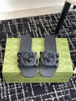 橙子出厂价P Gucci 古驰春夏新款 沙滩果冻鞋 镂空拖鞋 凉拖 原版开模经典双G鞋面 原版开模橡胶注塑一体成型 双层组合大底。 码数：35-42