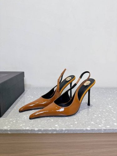 Saint Laurent 圣罗兰 25Ss春夏新款 尖头 高跟 凉鞋 走秀款 把美丽刑锯表现的淋漓尽致 姐姐的美丽尤物 又是人间 rose同款的化很好修饰脚型
