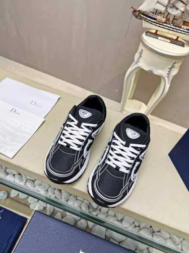 工厂价 情侣款 D 顶级代购 迪奥 炸街情侣b30爆款超人气运动，新品专柜同步，鞋面意大利原版进口牛皮透气网布面料搭配，潮达人必备，复杂工艺完美复刻 进口柔软水