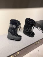 独家顶级版本 Moon Boot2024vs秋冬最新款雪地靴系列 丑萌毛毛雪地靴 忘了UGG吧，时髦人都在穿Moon Boot雪地靴 如果你难以接受UG