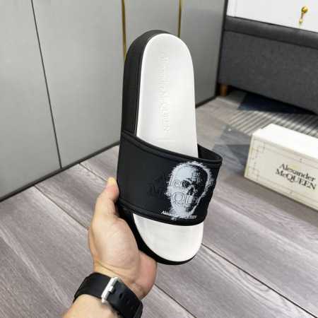 出厂价 品牌：麦昆 码数：35–44 45定制 等级：专柜 原单tpu大底 材料：原版鞋面 耐磨轻便舒适大底 款式类别：夏季款拖鞋 年轻时尚 脚感舒适 颜色：多 - 点击图像关闭