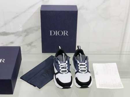 情侣款、Dior 迪奥 官网最新发布1:1刻复鞋身采用透气布羊京皮面拼接，羊皮鞋垫 ，完美造型顶级品质TR发泡大底超轻耐磨， Size：女35-40男39-46 - 点击图像关闭