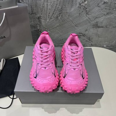 Balenciaga 巴黎世家轮胎鞋人气爆款 实力推荐 高版本 高质量 购入原版一比一打造 所有细节做工无可挑剔 时尚达人必备 码数 女35 40
