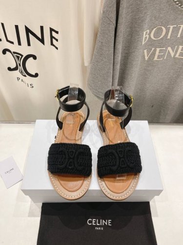 高版本出厂 Celine*塞琳2025Ss思琳初夏新款凯旋门Logo凉鞋 高级感十足 网红Ins种草神器、非常复古风、气场十足单品、设计风格非常新颖、高档且非常