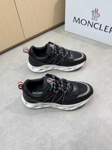 moncler 盟可睐 蒙口 -高端品质 原单休闲运动鞋 -鞋面：纳帕小牛皮、品牌丝光感布匹、夜反光织带、鞋舌车缝品牌Logo模块 -内里：品牌帆布布匹 -大底