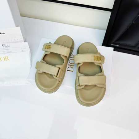 皮面卡其 310 Dior2025Act系列凉鞋震撼来袭 原版1：1拆解，楦头、格板完美复刻正品 原版开模五金，橡胶组合大底 鞋型极其舒适百搭 今夏小仙女必入单 - 点击图像关闭