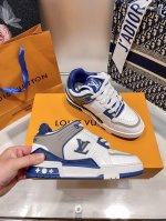 出厂： 情侣款 Lv新品上线驴家新颜色火热上市最好看的运动鞋，驴牌力推新品，官网限定款复古篮球运动鞋！花血本购入原版1:1精准复刻、细节很无敌、诚意满满、进口定