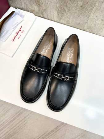 原版真皮大底 品牌：Ferragamo 菲拉格慕 标准码：男码38–44 45定做 等级：官网同款 顶级原单 材料：原版顶级牛皮 胎牛皮内里 原版真皮大底 款式 - 点击图像关闭