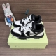 顶级版本Off-White Out Of Office 低帮滑板鞋情侣款蓝白。 Off-White箭头符号、Ziptie 标签、1Ogo印花等经典元素皆在此呈现