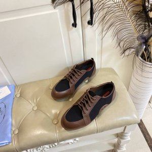 出厂价 ，普拉达PRADA休闲牛皮面，拼接鞋面，35-40码 41码定做不退换