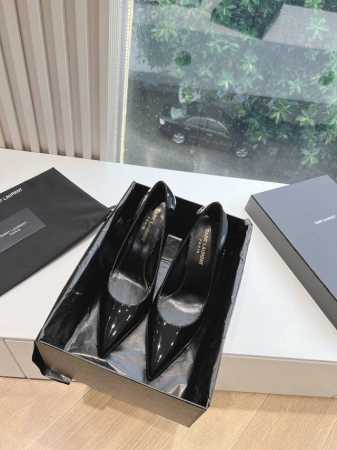 SAINT LAURENT PARIS-CASSANDRA 圣罗兰YSL经典款YSL logo跟高跟鞋圣罗兰脑洞大开的设计让人惊艳，正品抢不到还不来入手这对 鞋 - 点击图像关闭