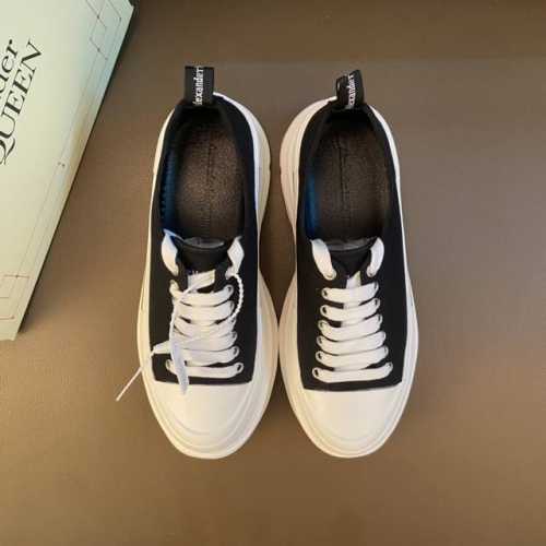 工厂价： 情侣 全套包装 高品质 定制迪士尼联乘disney X Alexander Mcqueen Sole Sneakers亚历山大 麦昆 欧美大师设计简洁