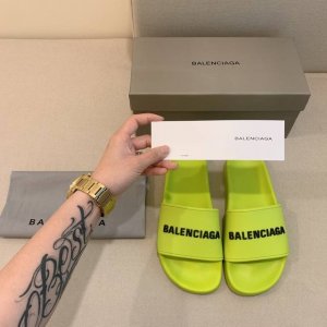 橙子出厂价 Balenciaga 巴黎世家 春夏休闲拖鞋 一字拖 沙滩拖 情侣款 码数：35-45