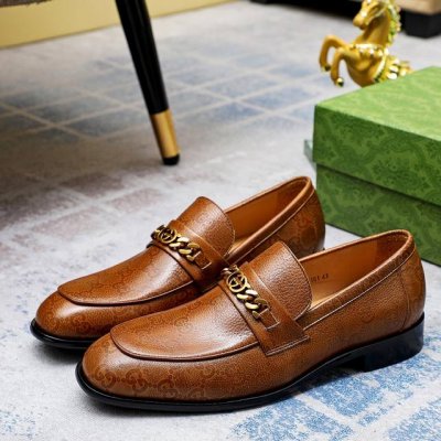 工厂价 Gucci 古奇 新款上市官方专柜同步推荐经典款专柜品质，质量保证，做工精细头层采用意大利进口刀割牛皮，奢华进口水染牛皮内里橡胶耐磨防滑耐磨组大底上脚柔