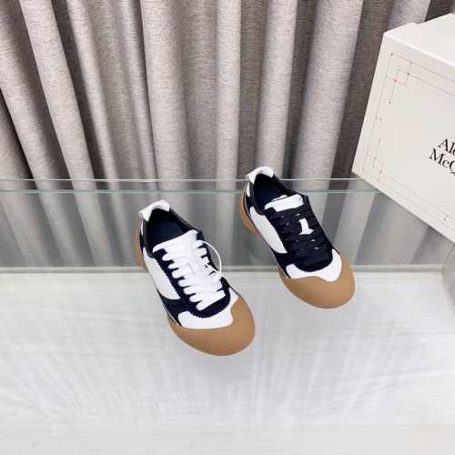 alexander Mcqueen 亚历山大 麦昆 秋冬最新 情侣款 休闲 运动鞋 原版购入开发 采用不同尺寸的鞋带 鞋后跟压印反转骷髅图案 面料 : 原版定制