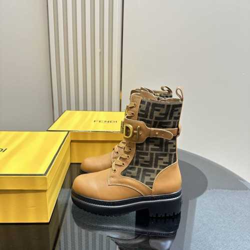 高版本出厂 Fendi 芬迪24秋冬系带马丁靴 短靴 骑士靴 原版购入开发 做货 爆款芬迪短靴 以开油珠小牛皮制作，风格经久不衰，系带系统稳固安全，可轻松搭配秋